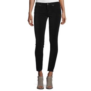 🆕 PAIGE Verdugo Ultra-Skinny Velvet Ankle Jeans